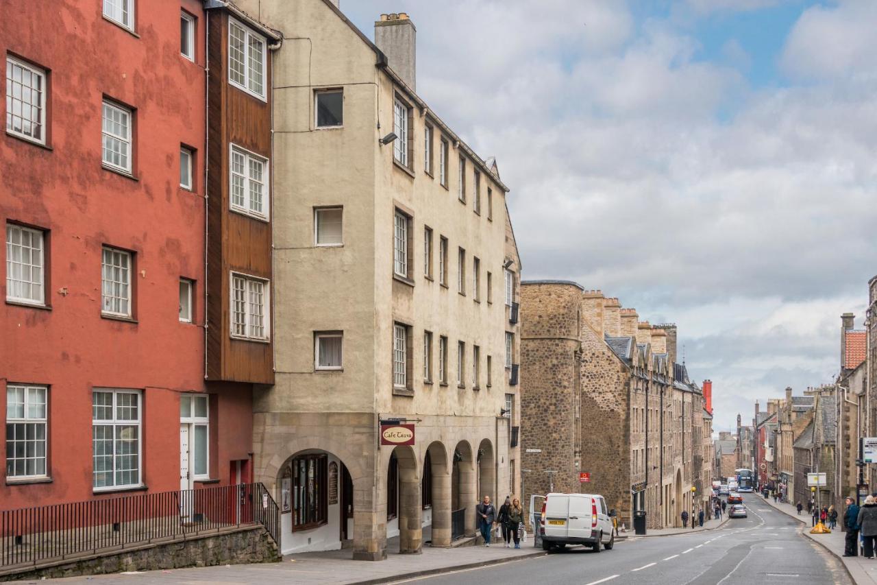 Royal Mile Modern Apartment 에든버러 외부 사진