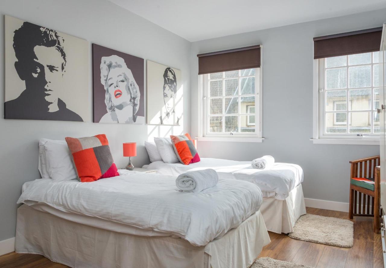 Royal Mile Modern Apartment 에든버러 외부 사진